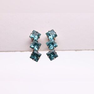 Vintage Aqua Rhinestone Drop Earrings Screw Back Silver Tone Dangle